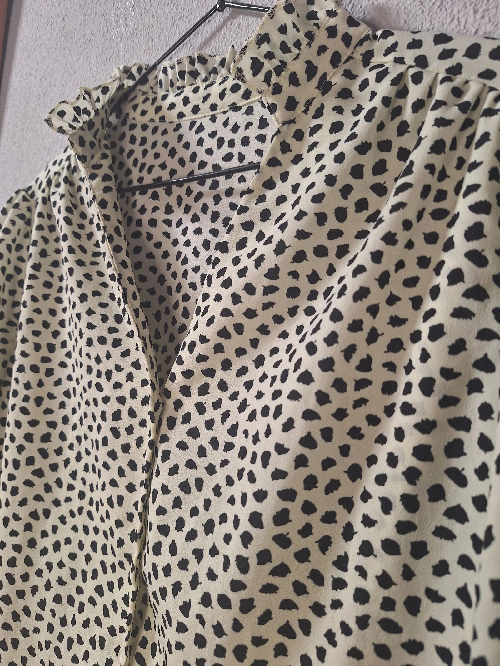 Hapsco animal print beige French sleeve blouse size XL – photo 2